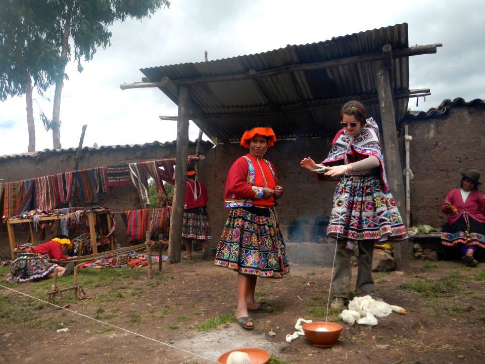10570285_10152205288741516_2360682821750411021_n Learning how to spin and dye wool in Peruvian Andes